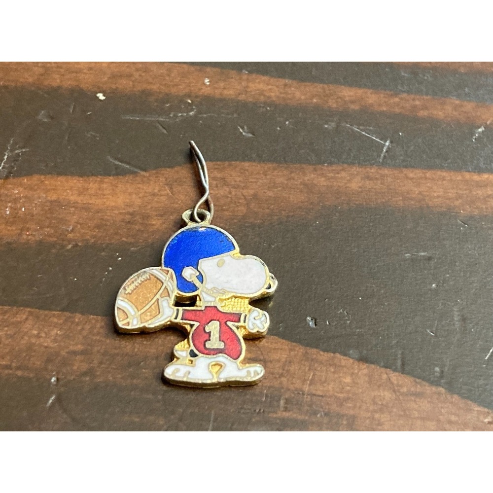 United Features Snoopy Holding Football with Blue Helmet Metal Charm Peanuts